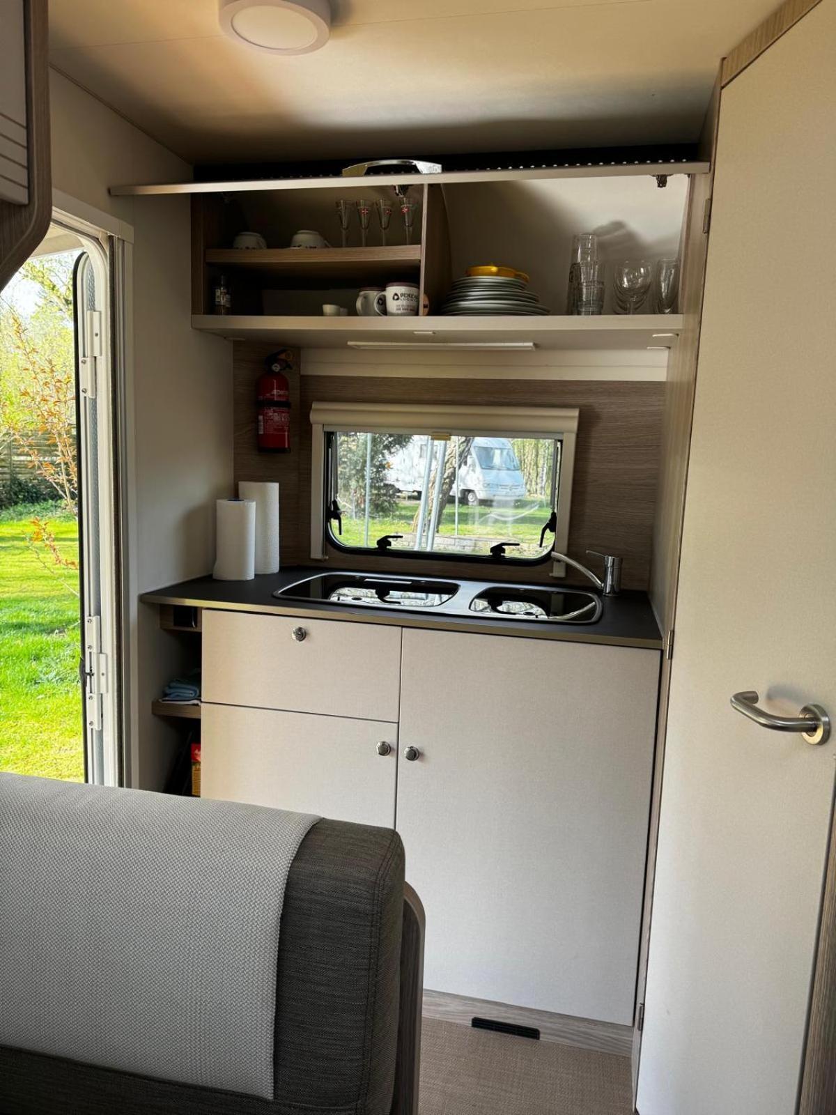 Reisemobil Zentrum Berlín Exteriér fotografie